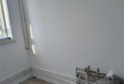Garsonieră semidecomandată în Astra - 9