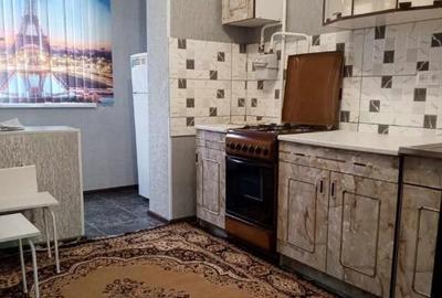 Garsonieră în Titan