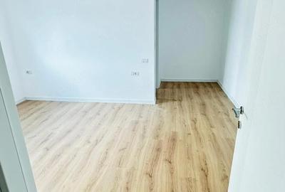 Casă cu Teren 350 Mp în Central - 3