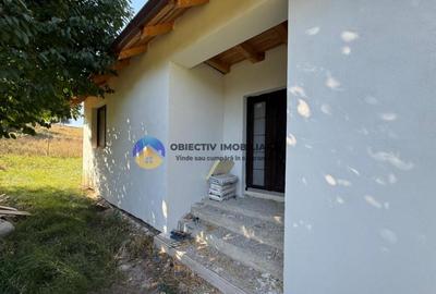 Casa + Teren de vanzare Zona Ciritei/An constructie 20 - 5