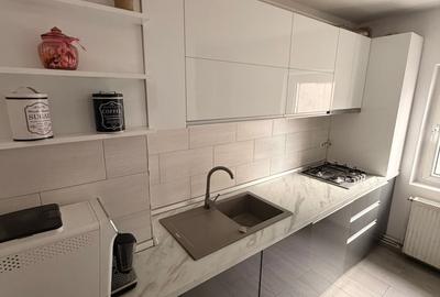 Apartament cu 3 camere semidecomandat, mobilat în Kiriac - 1