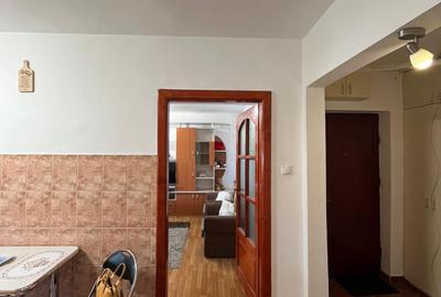 Apartament 3 camere, două băi , etaj4/10, Nufărul , Oradea. - 13