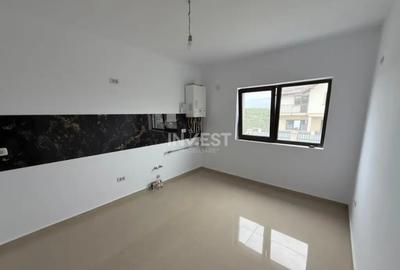 Casă cu 4 camere cu Teren 480 Mp în Valea Lupului