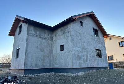 Casă cu 6 camere cu Teren 956 Mp în Porumbacu de Jos - 8