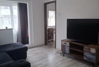 Garsonieră în Broșteni - 2