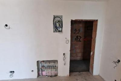 Apartament cu 3 camere decomandat în Săsar