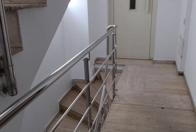 Cotroceni, Plevnei, imobil birouri 2005, etaj 1/4, lift, decomandat, parcare Cotroceni, Plevnei, imobil birouri 2005, etaj 1/4, lift, decomandat, parcare - 2