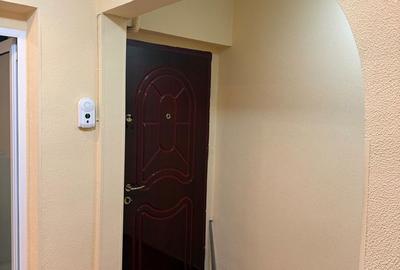 Apartament cu 2 camere decomandat în Exterior Vest