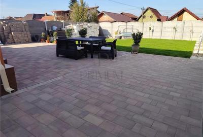 Apartament cu 3 camere semidecomandat, mobilat în Lipovei - 8