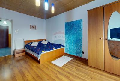 Comision 0%  Garsoniera langa partie Predeal - 9