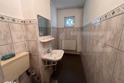 Spațiu comercial, de 80 mp, în Central - 1