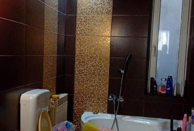 Casă cu 3 camere cu Teren 699 Mp în Spitalul Județean - 10