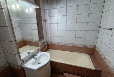 Apartament cu 3 camere decomandat în Calea București - 3