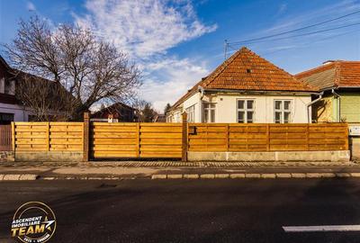 Casă individuală cu 2 camere cu Teren 384 Mp în Simeria - 1