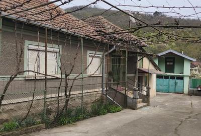 Casă cu 3 camere cu Teren 700 Mp în Hărău - 3