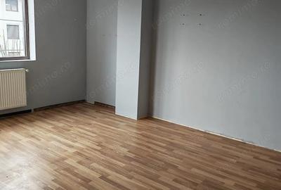 Apartamant 3 Camere Et. 1 Centrala Proprie Bloc Nou Zona Braytim Musicescu - 4