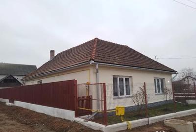 Casă cu 4 camere cu Teren 1160 Mp în Central - 3