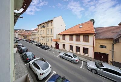 Locație rară în Brașov: ideal pentru regim hotelier sau business - 26