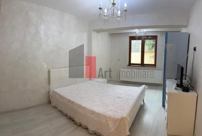 Apartament cu 3 camere decomandat în Central - 4