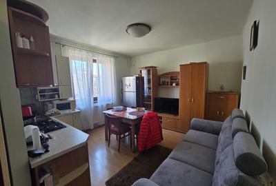 Garsonieră decomandată în Răcădău - 1