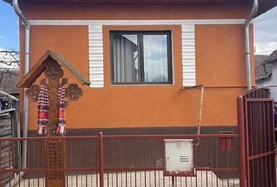 Casă cu 3 camere cu Teren 1400 Mp în Șoimuș - 3