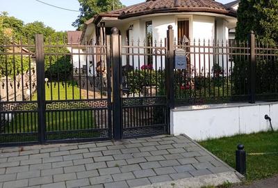 Casă cu 4 camere în Central - 2