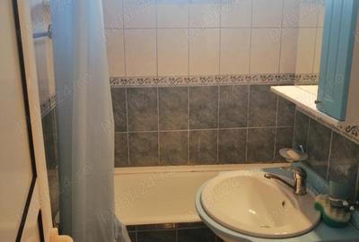 Apartament cu 2 camere decomandat în Micro 8 - 5