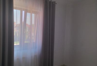 Casă cu 4 camere cu Canalizare în Mioveni - 8