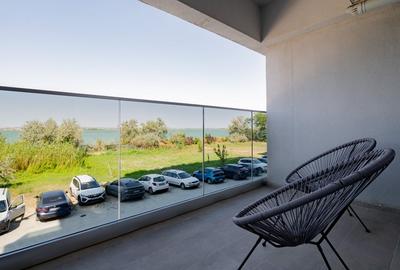 Apartament 2 camere, Mamaia Central | Vedere frontala la lac | Terasa 13,5 mp - 18