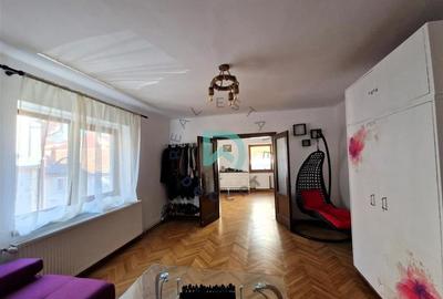 Casa 4 camere, Scheii Brasovului - 2