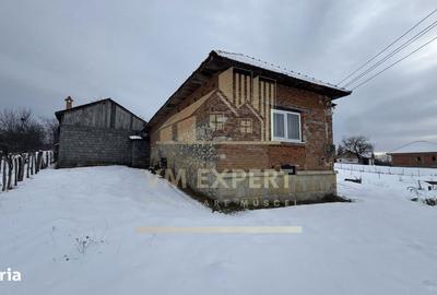 Casă cu 4 camere în Păuleasca - 6