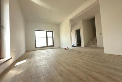 Duplex cu 4 camere cu Canalizare în Prelungirea Ghencea - 7