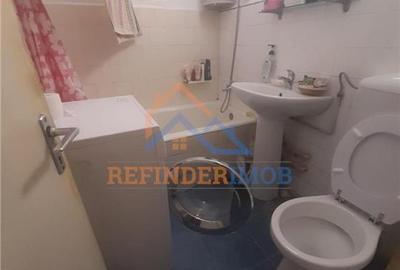 Apartament cu 3 camere semidecomandat în 1 Mai - 12
