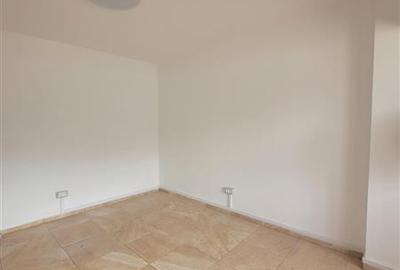 Apartament cu 4 camere semidecomandat în Casa de Cultură - 2