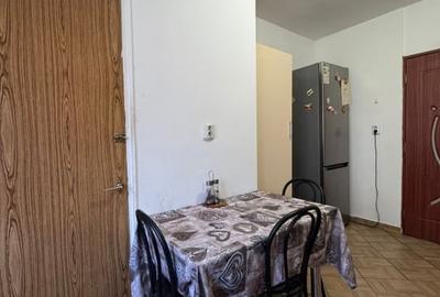 Apartament cu 4 camere decomandat, mobilat în Progresul - 4