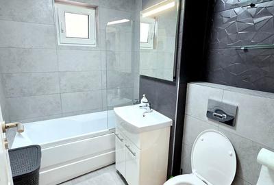 Apartament cu 2 camere decomandat în Republicii