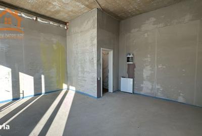 Spațiu comercial, de 30 mp, în Tractorul - 3