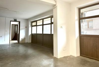 Casă individuală cu 15 camere cu Canalizare în Dorobanți - 12