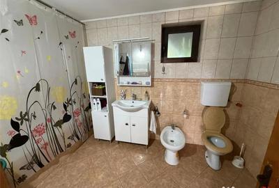 Casă cu 3 camere cu Teren 1021 Mp în Odobești - 8