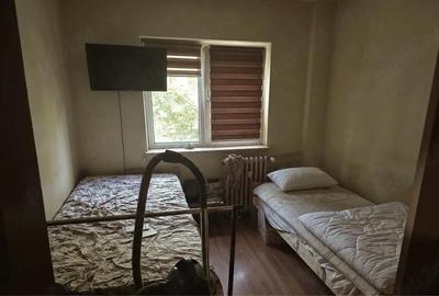 Apartament cu 4 camere decomandat în Central - 3