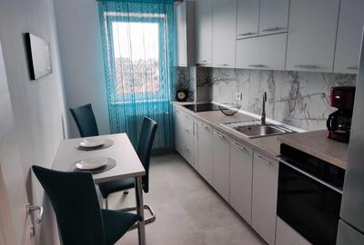 Apartament cu 2 camere decomandat în Complex Studențesc