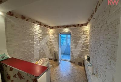 Apartament cu 2 camere decomandat, mobilat în Rovine - 5