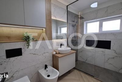 Apartament cu 5 camere decomandat în Cristian - 17