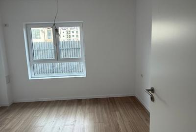 Apartament cu 3 camere decomandat în Central - 3