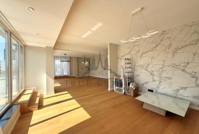 Penthouse cu vedere spectaculoasa catre Lac