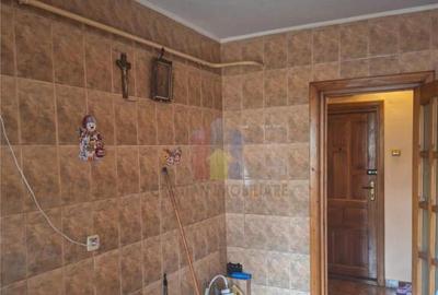 Apartament cu 3 camere decomandat în Gării - 1