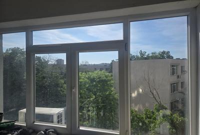 Apartament cu 3 camere decomandat în Titan - 10