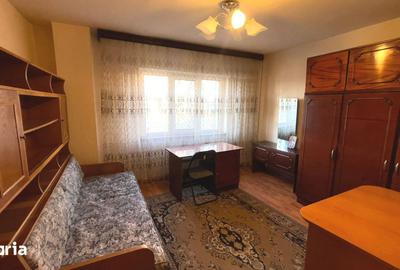 Apartament cu 3 camere decomandat, mobilat în 1 Mai - 5