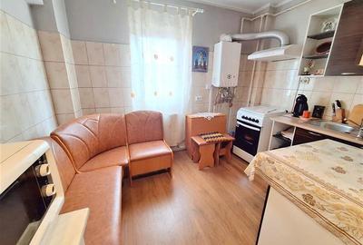 Apartament cu 2 camere nedecomandat, mobilat în 9 Mai - 6