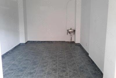 Spațiu comercial, de 23 mp, în Central - 5